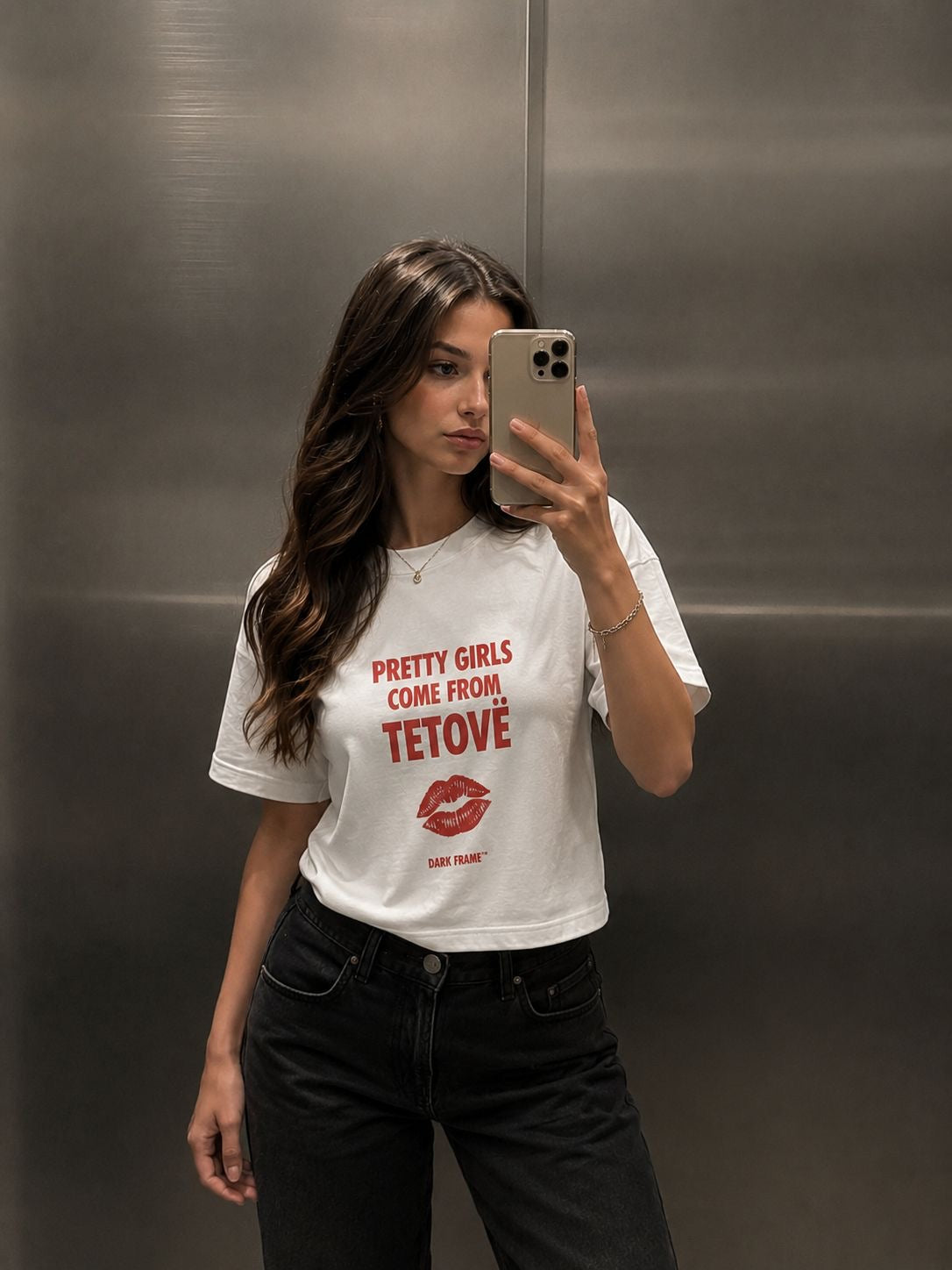 Albanian Mode Woman